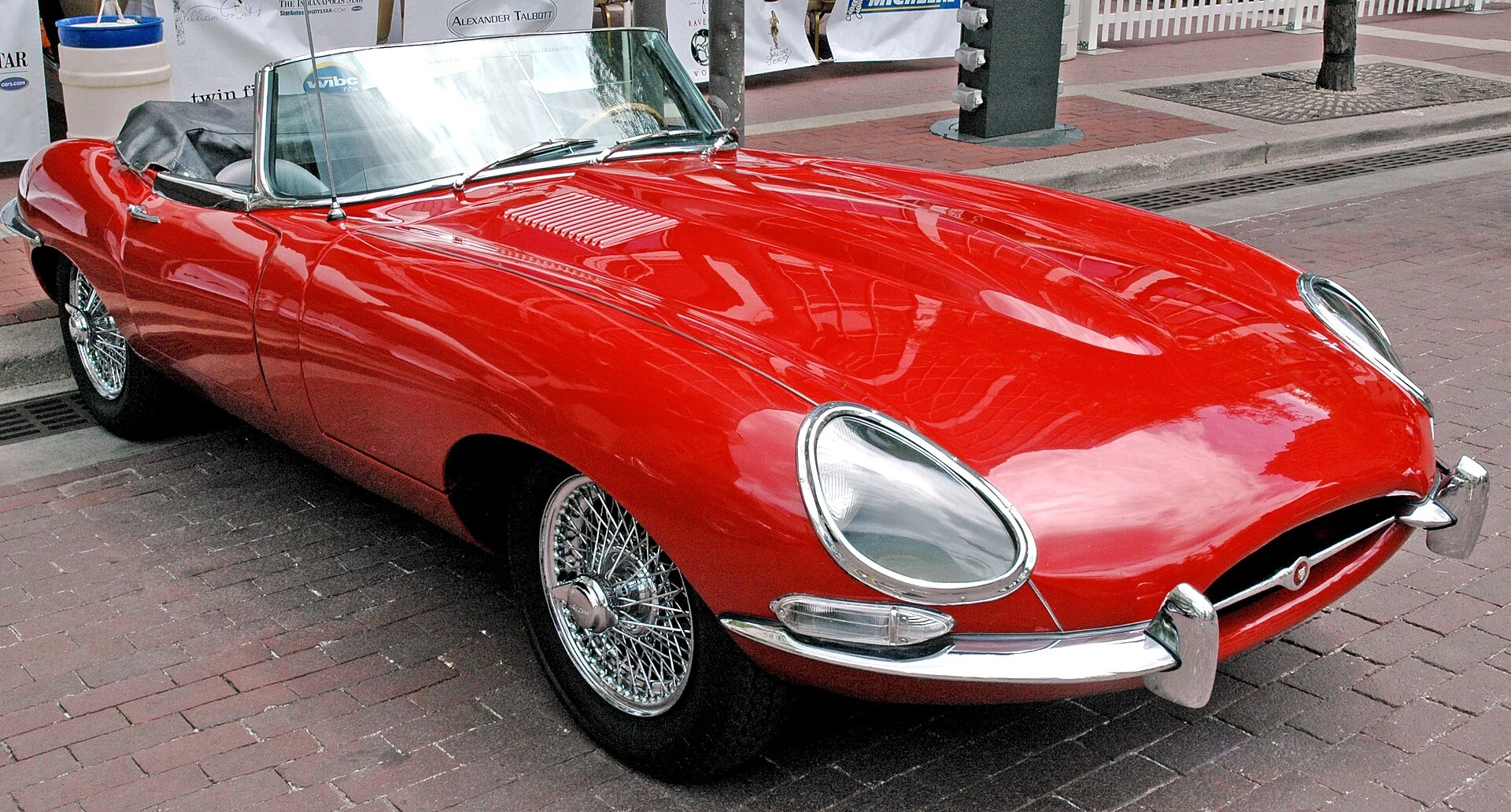 Jaguar E-Type Series 1 Flat Floor